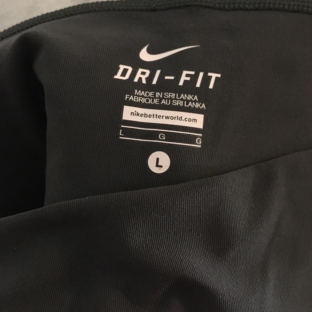 Nike Dri Fit Capri Legging